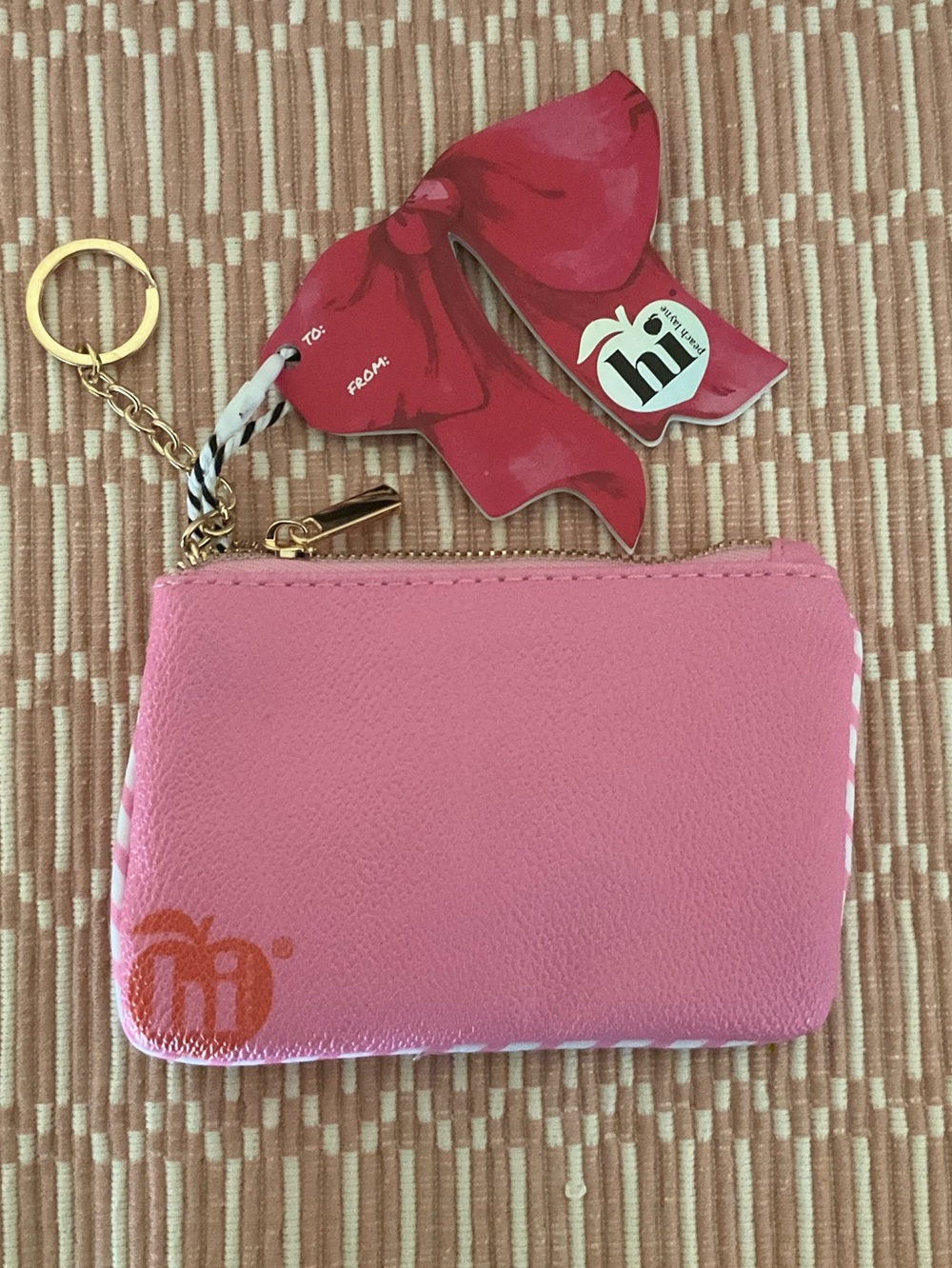 Hi Peach Layne Card Holder Keychain - Picture 3 of 4